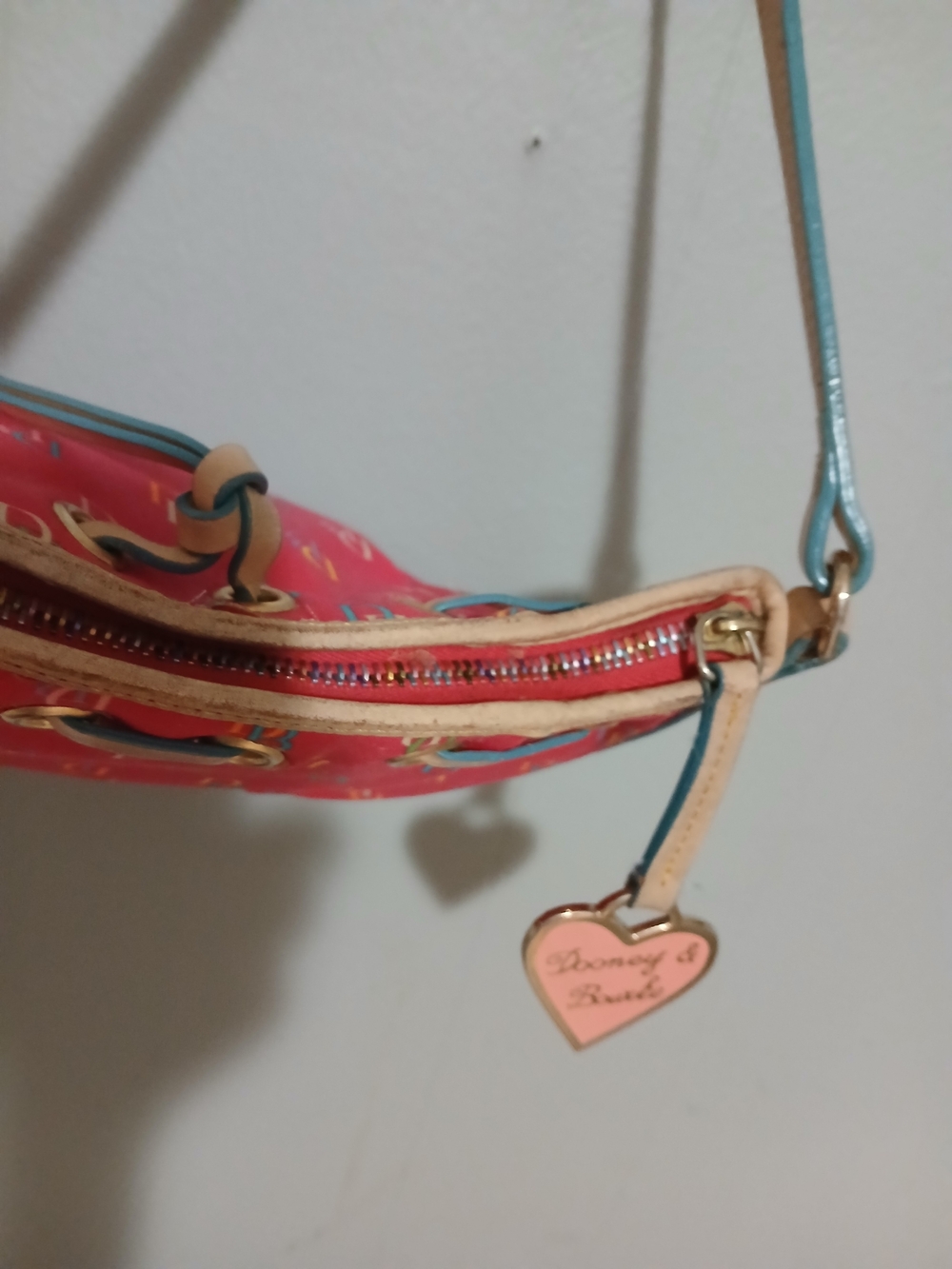 Dooney & Bourke Vintage Pink Logo With Wristlet!! Vintage Rare Set!! - Picture 3 of 7